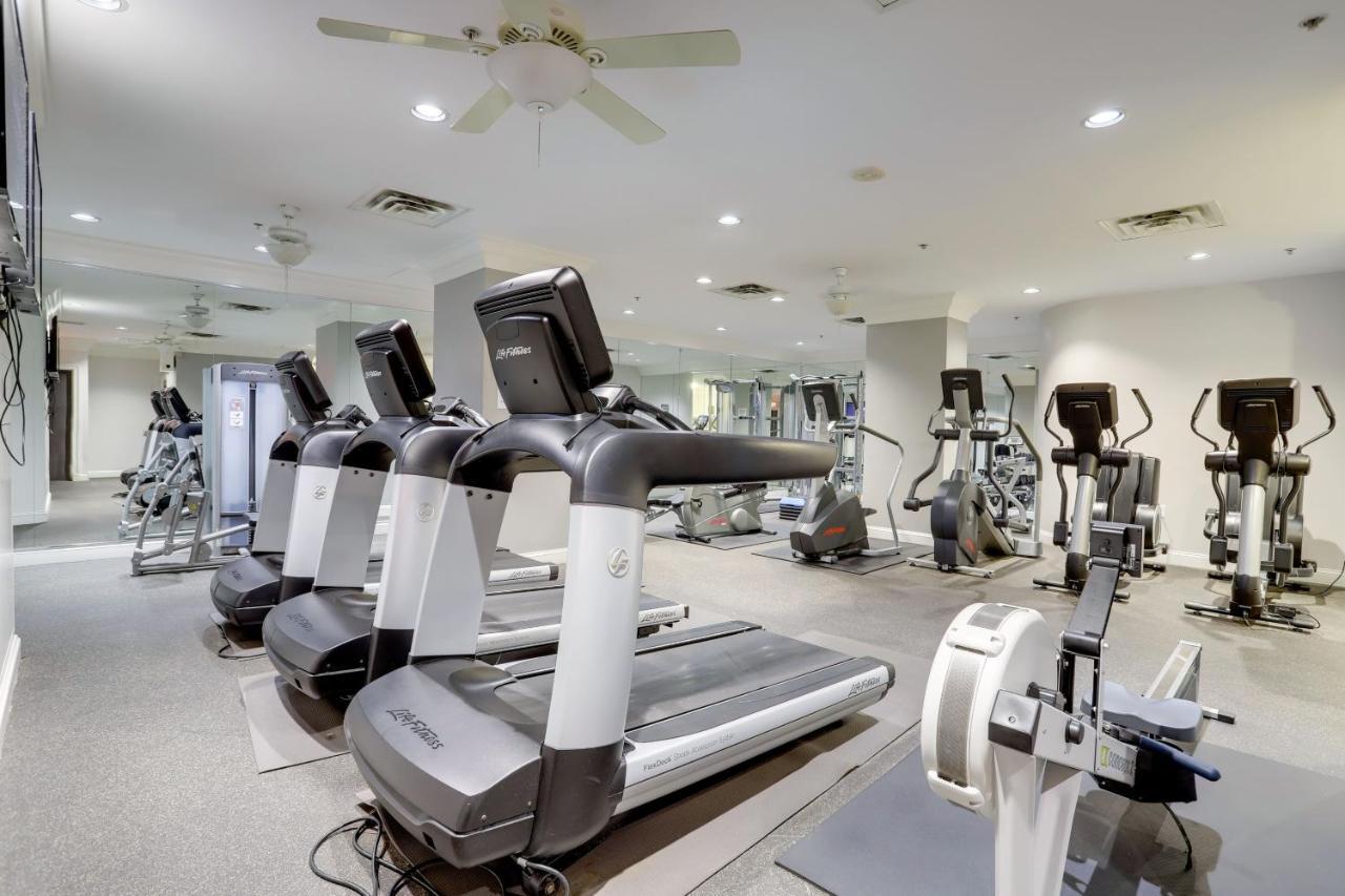 Elegant And Charming Condo At Ballston With Pool Arlington Luaran gambar